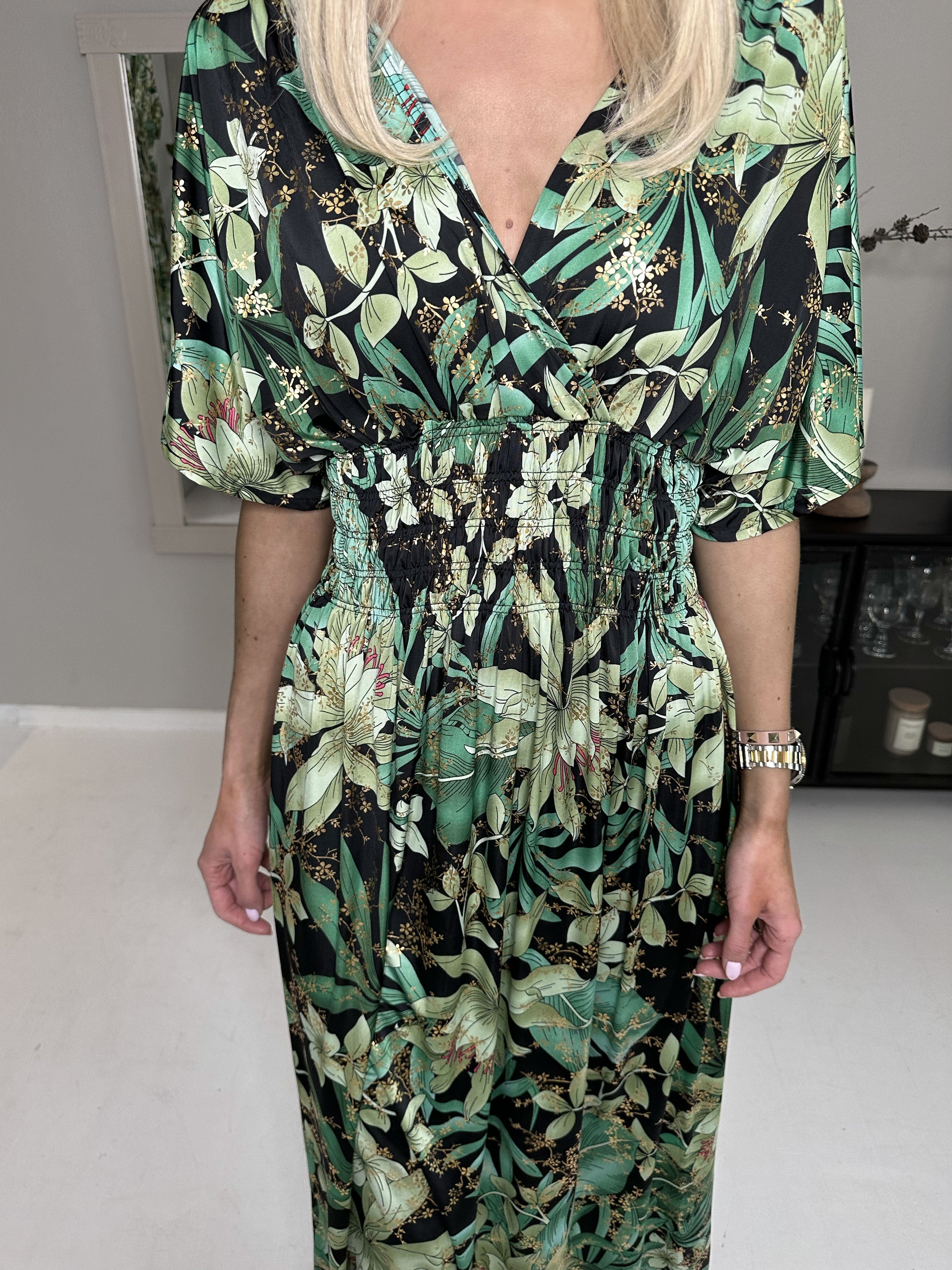 Pams - Lang elastisk kjole i krølfrit stof (bestseller)